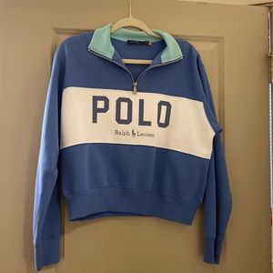 Polo sweatshirt, size medium